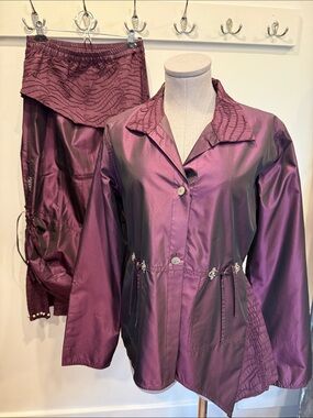 Caty Lesca 2 Piece Set Skirt & Jacket Size 1 (Fits Smal-Medium) Burgundy Shimmer